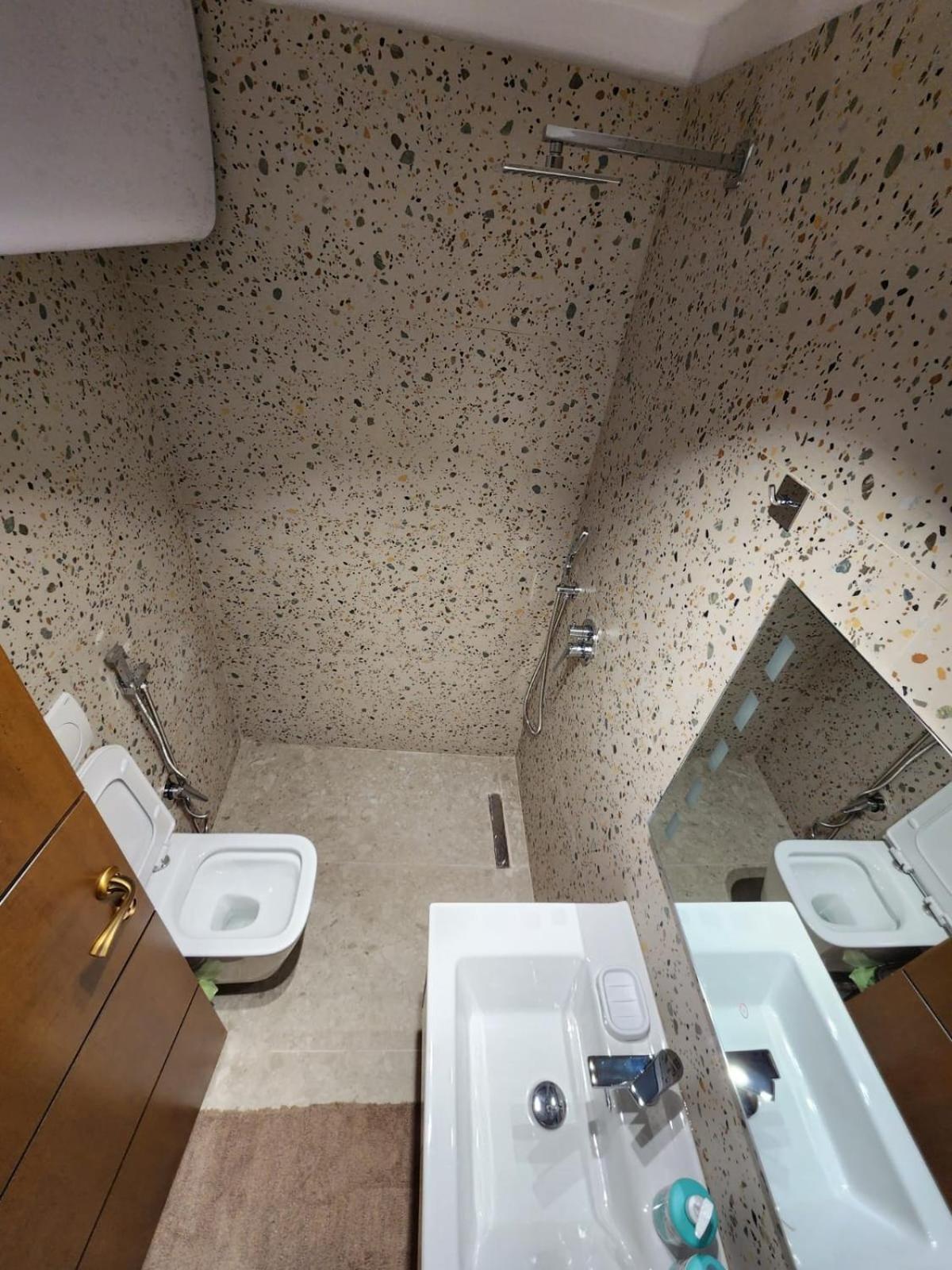 טיראנה Pietro Guesthouse 3 מראה חיצוני תמונה